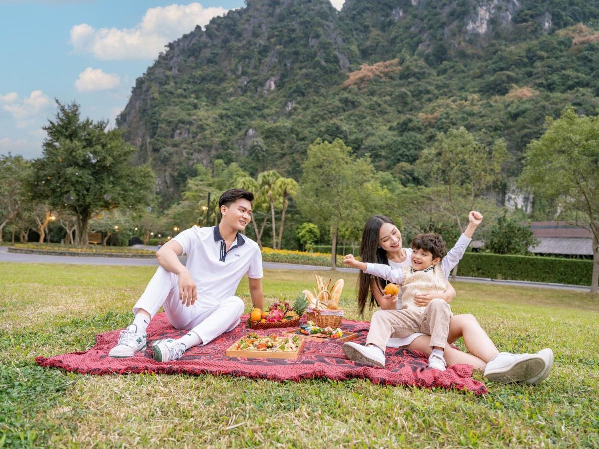 Serena Kim Boi Resort - Hoa Binh ภายนอก รูปภาพ